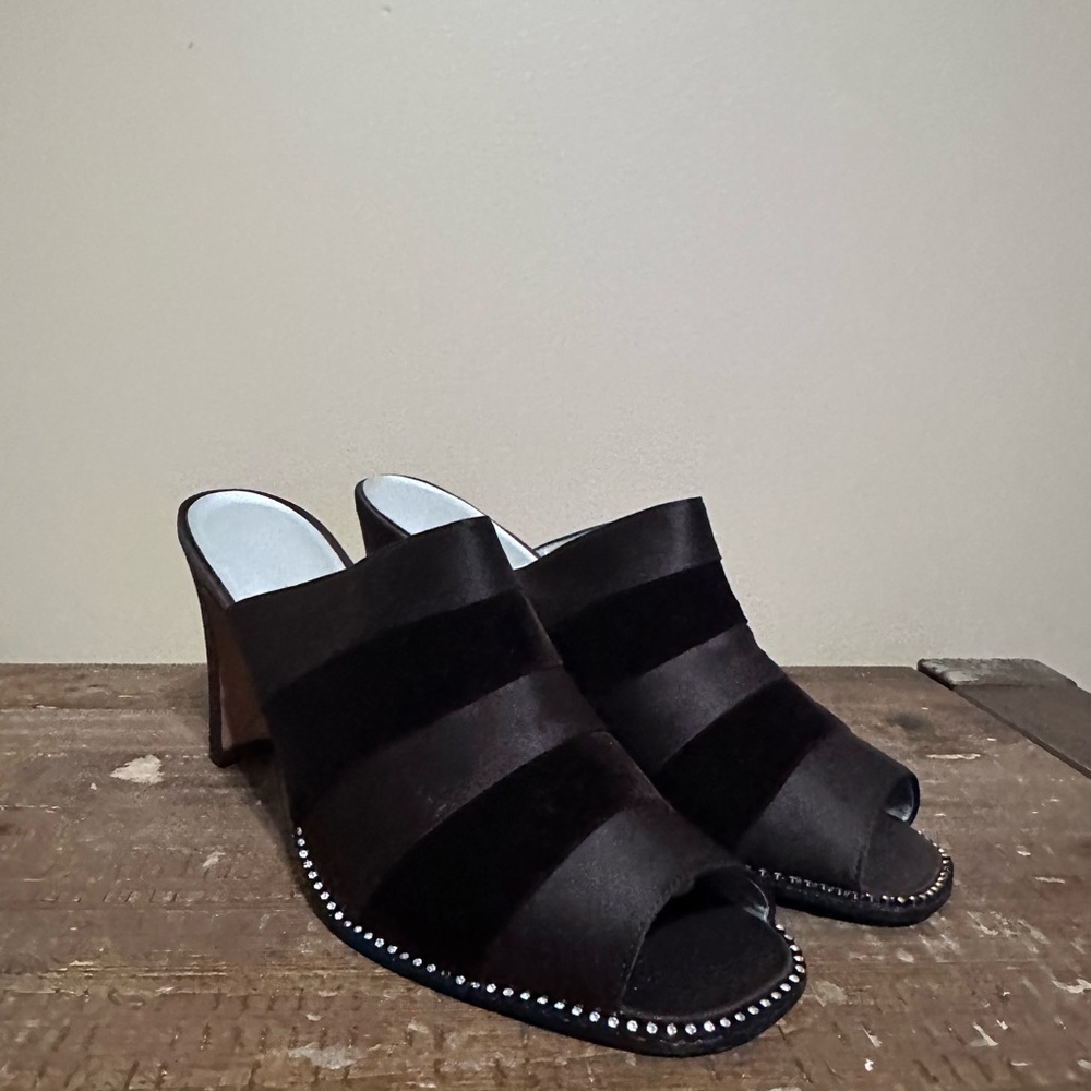 Nina dark brown suede-striped/leather heels with studded trim women’s size 10